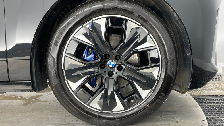 BMW iX 300kW xDrive45 M Sport 101kWh 5dr Auto Electric Estate